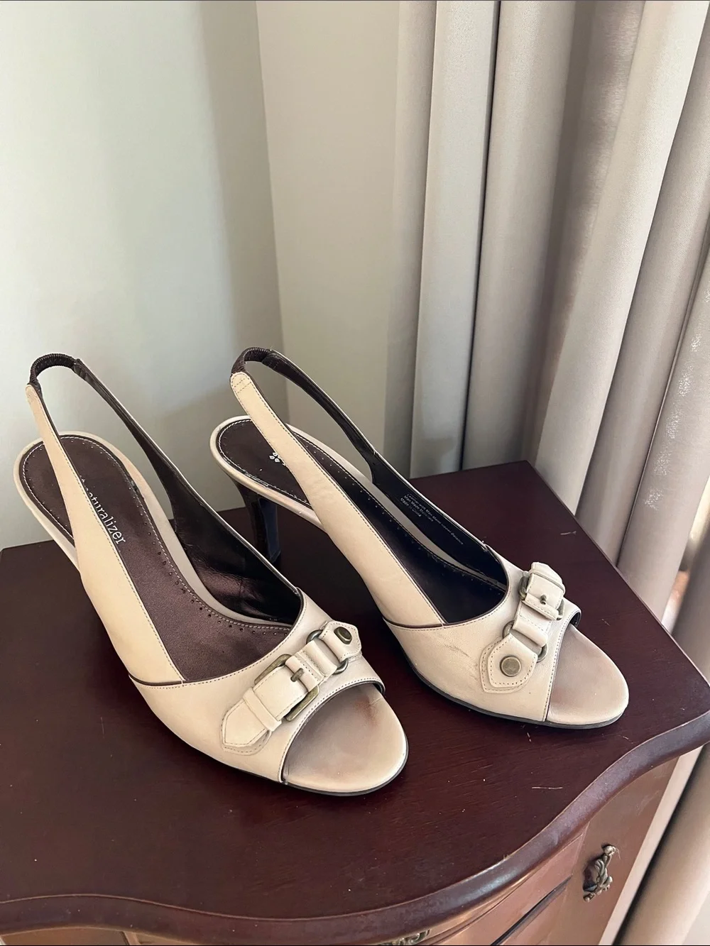 Naturalizer - Beige Open-Toe Slingback Heels with Buckle Accent - 9.5